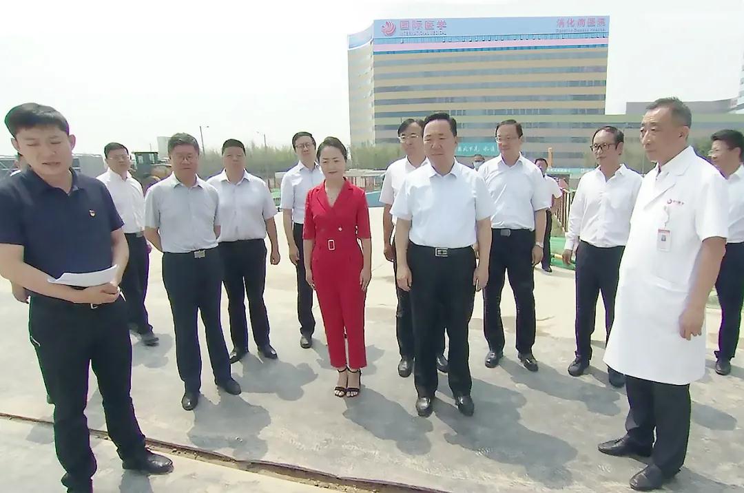 省委常委、市委書記王浩親臨西安國(guó)際醫(yī)學(xué)中心醫(yī)院檢查指導(dǎo)健康西安建設(shè)工作