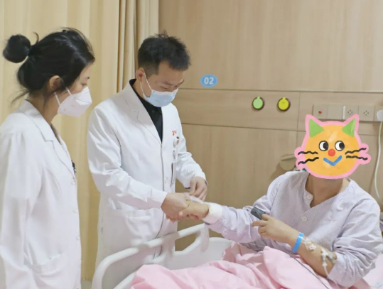 造影劑過(guò)敏？無(wú)“劑”可施，醫(yī)生出“聲”顯“影”打通患者閉塞的血管