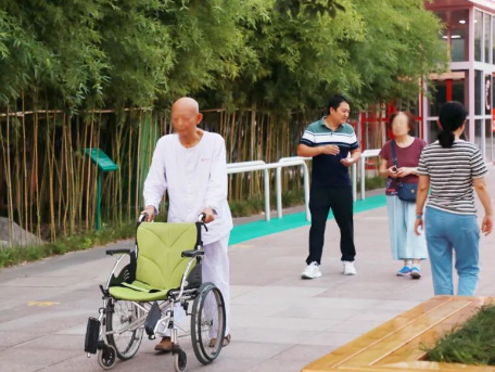 住院期間也能給健康加分？每周一、三、五動(dòng)起來(lái)，為健康打卡！