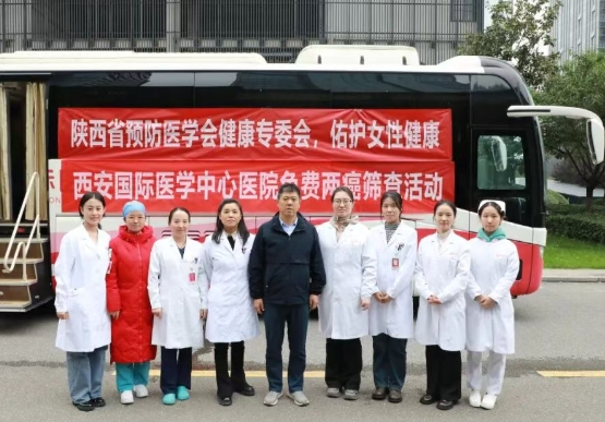 健康服務(wù)到身邊！我院“兩癌篩查”公益行走進企業(yè)